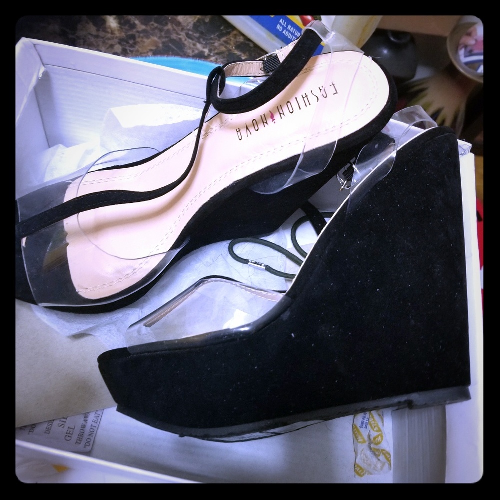 Brand new  size 8